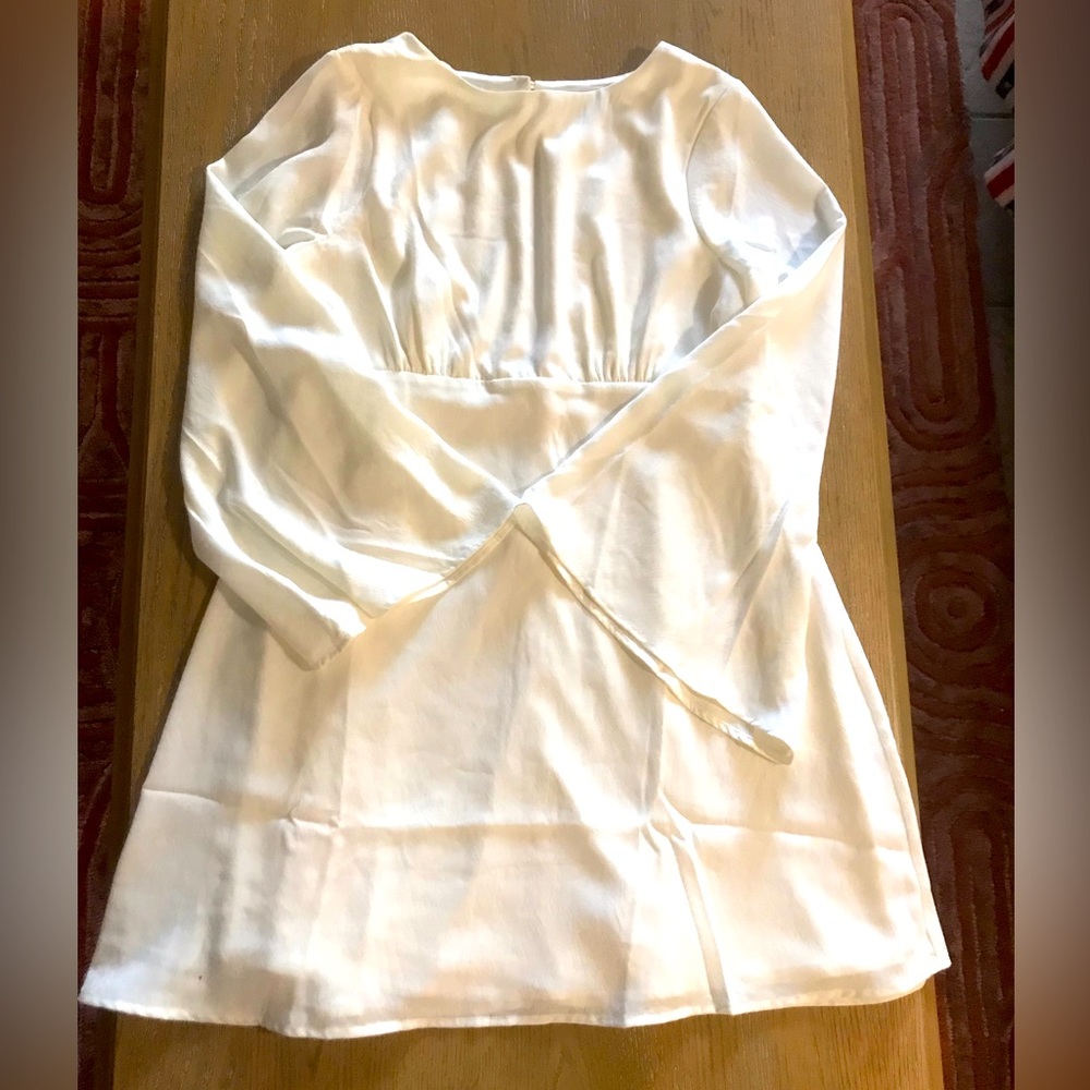 NWOT Modcloth Just a Little Lovin' Babydoll Dress Size MedIum White Jacquard.